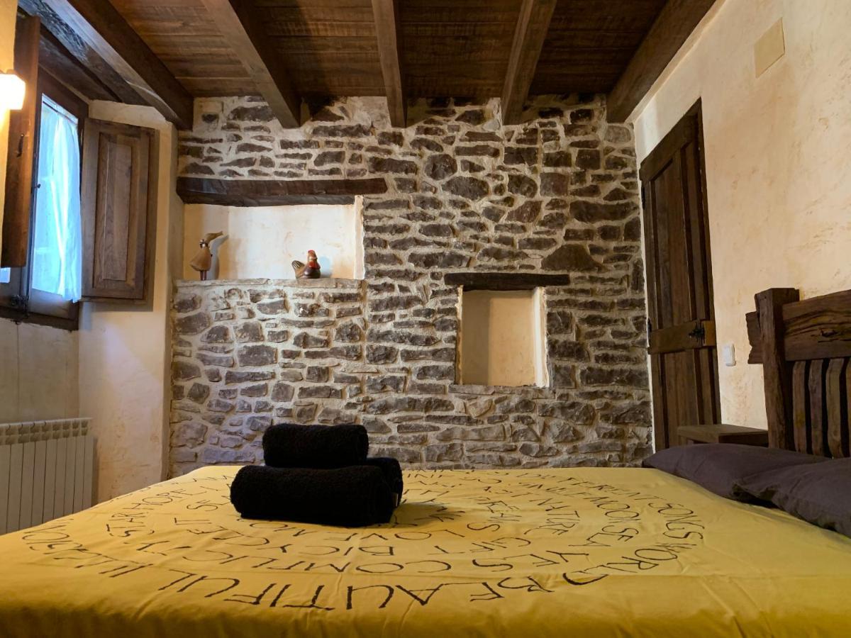 Can Vila Tavertet Luaran gambar